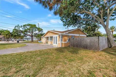 7901 Causeway Boulevard S St Petersburg FL 33707