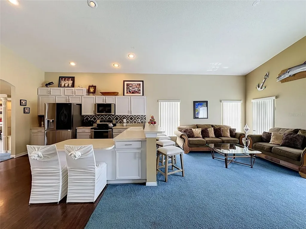 208 Castlemain Circle Davenport FL 33897