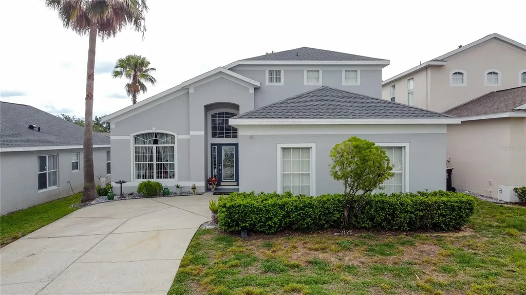 208 Castlemain Circle Davenport FL 33897