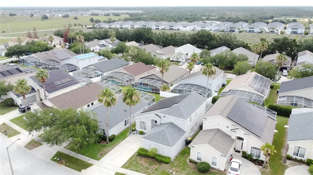 208 Castlemain Circle Davenport FL 33897