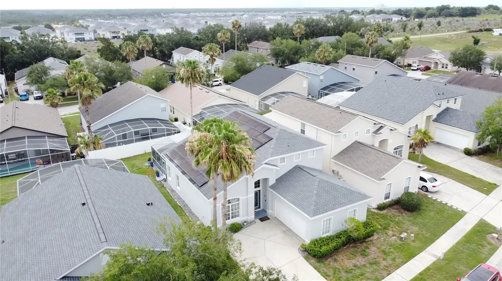208 Castlemain Circle Davenport FL 33897
