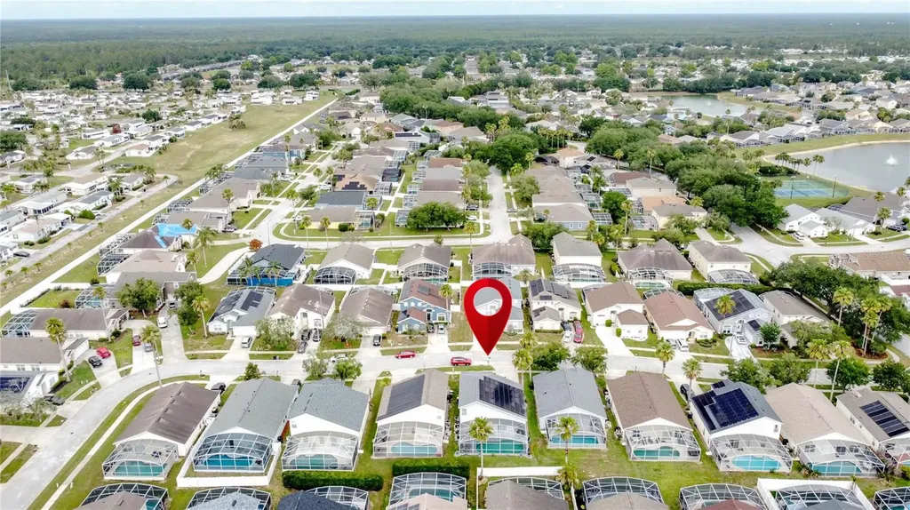 208 Castlemain Circle Davenport FL 33897