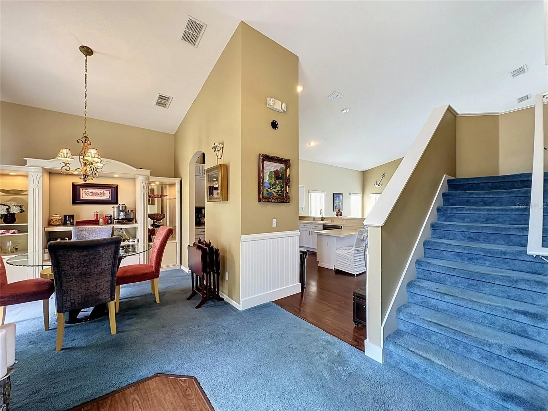 208 Castlemain Circle Davenport FL 33897