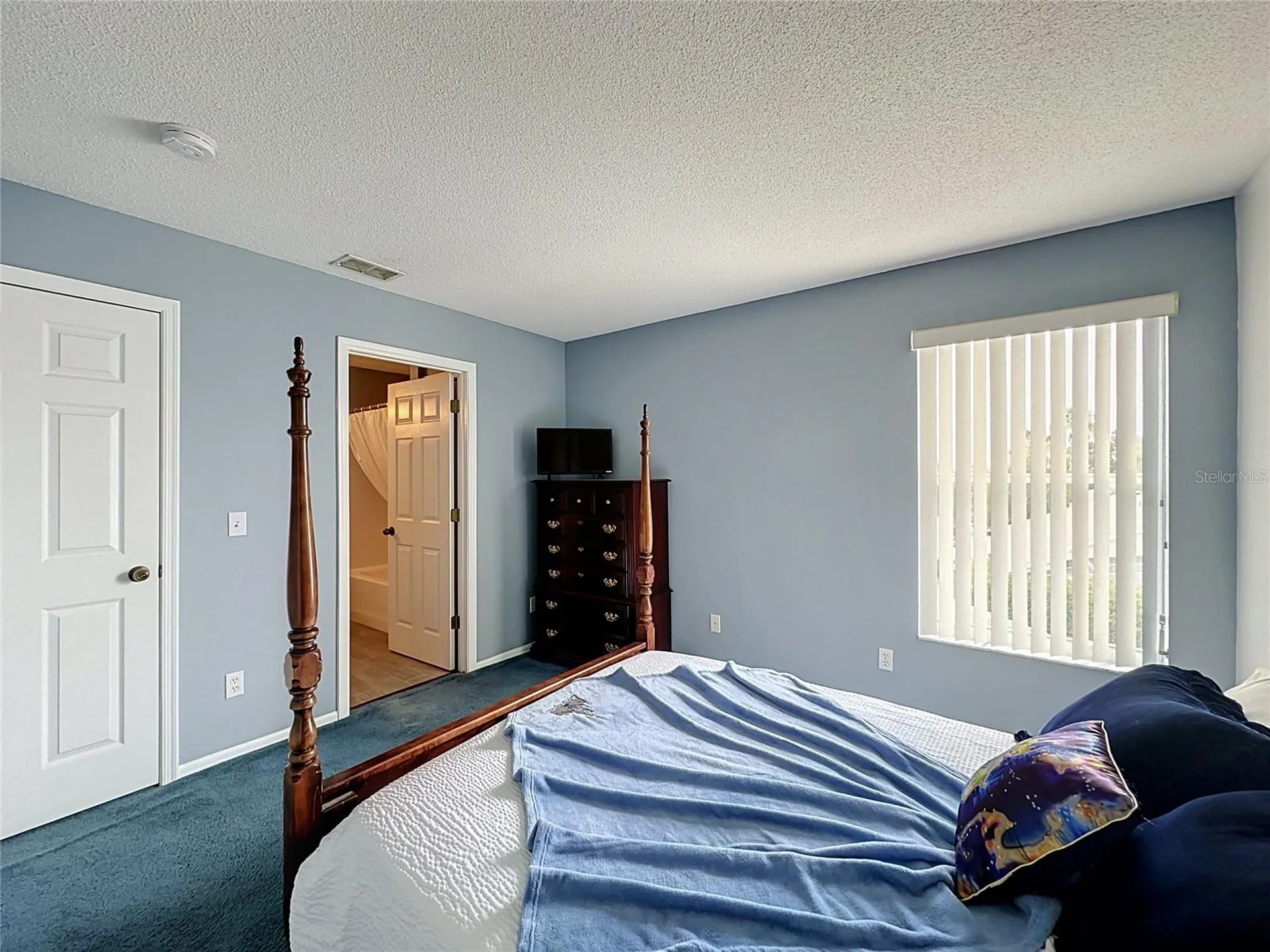 208 Castlemain Circle Davenport FL 33897