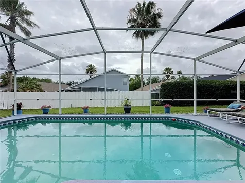 208 Castlemain Circle Davenport FL 33897
