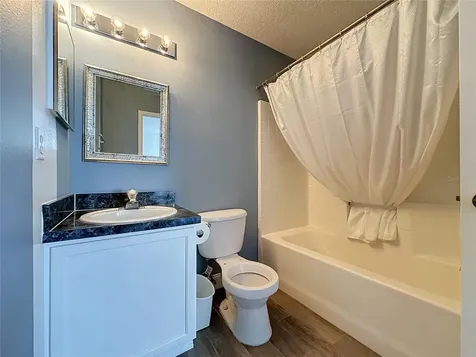 208 Castlemain Circle Davenport FL 33897