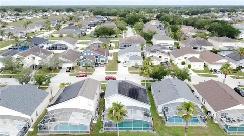 208 Castlemain Circle Davenport FL 33897