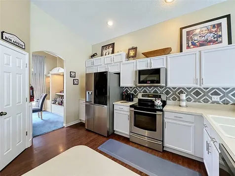 208 Castlemain Circle Davenport FL 33897