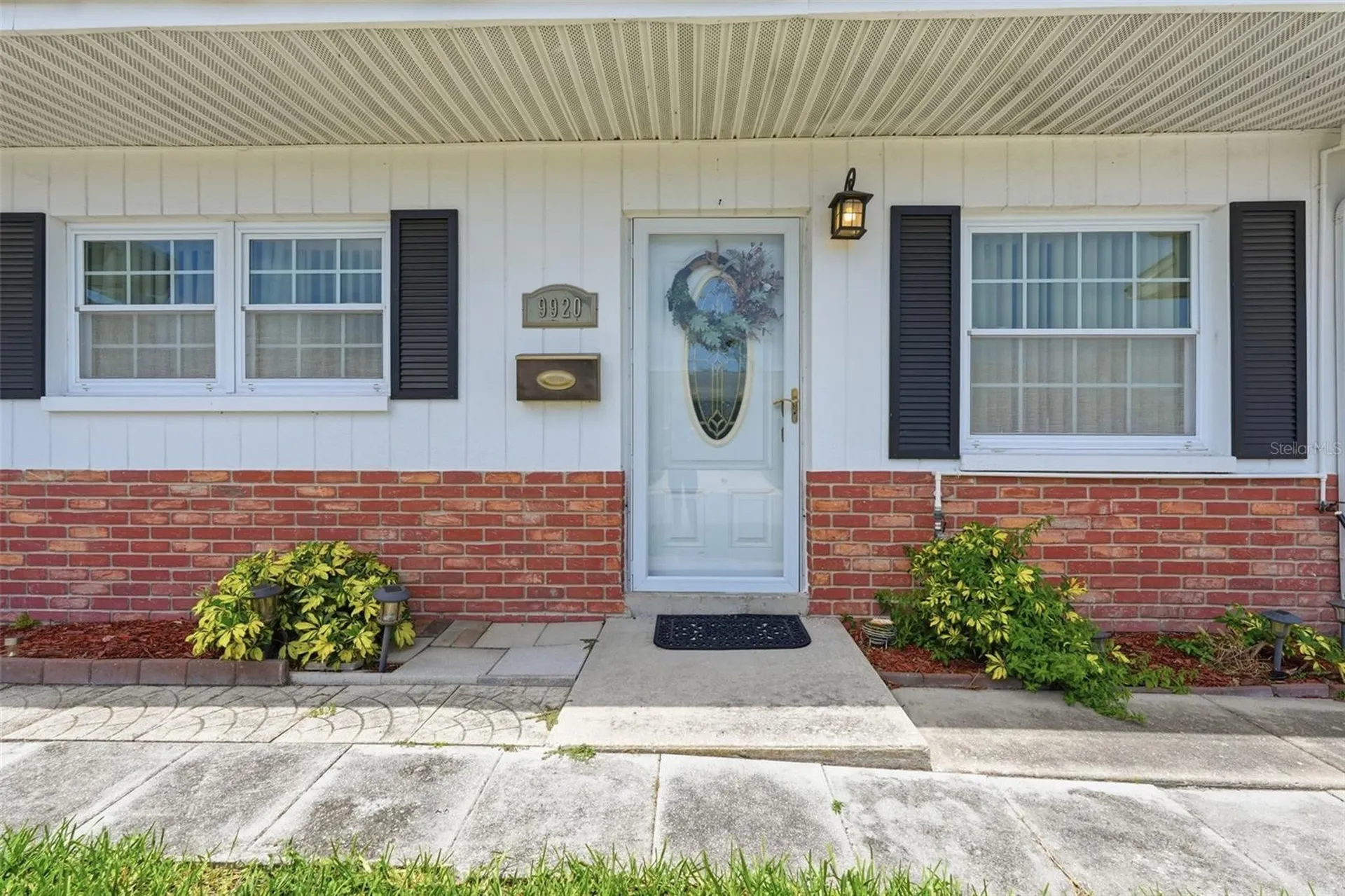 9920 Daffodil Pinellas Park FL 33782