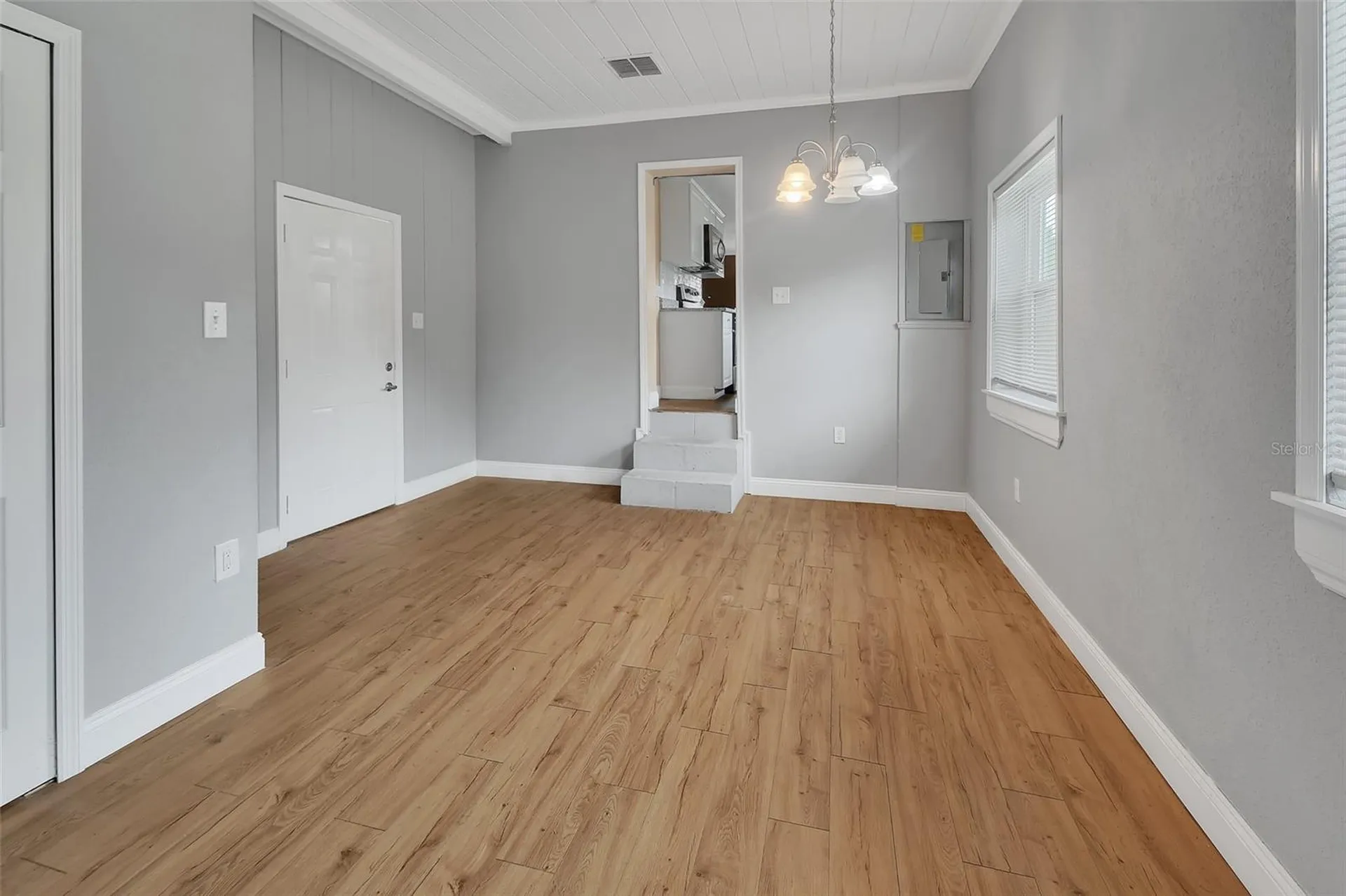 1429 E Howry Avenue Deland FL 32724