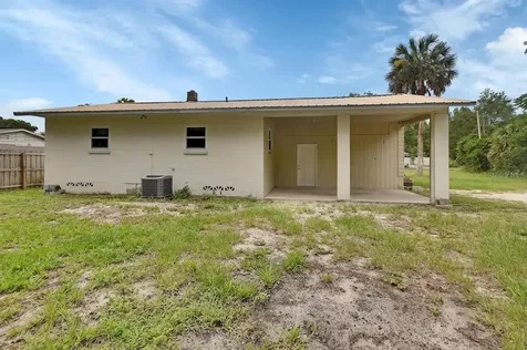 1429 E Howry Avenue Deland FL 32724