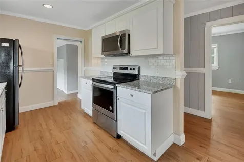 1429 E Howry Avenue Deland FL 32724
