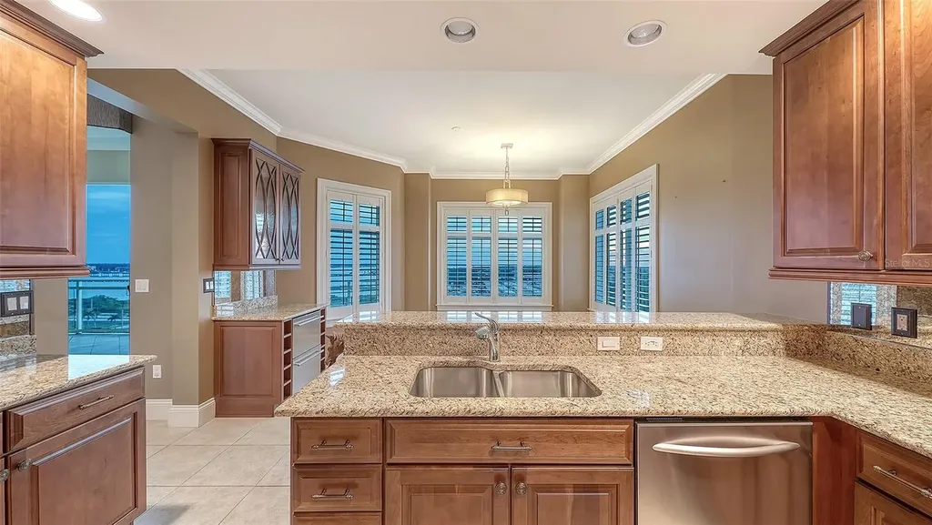 140 Riviera Dunes Way Palmetto FL 34221