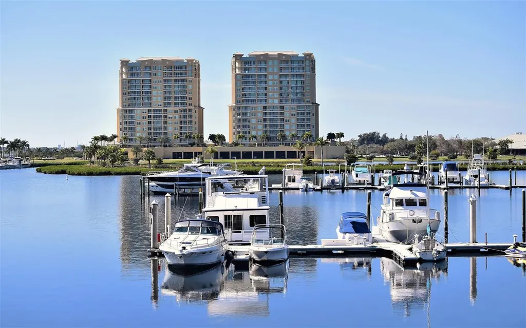 140 Riviera Dunes Way Palmetto FL 34221