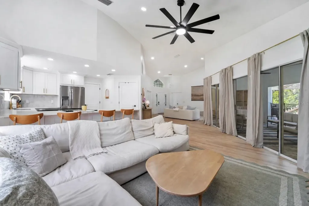 4811 Klosterman Oaks Boulevard Palm Harbor FL 34683