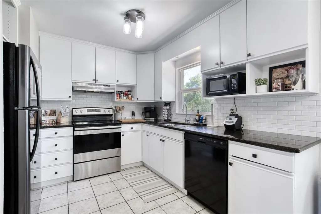 1929 Linda Avenue Ormond Beach FL 32174