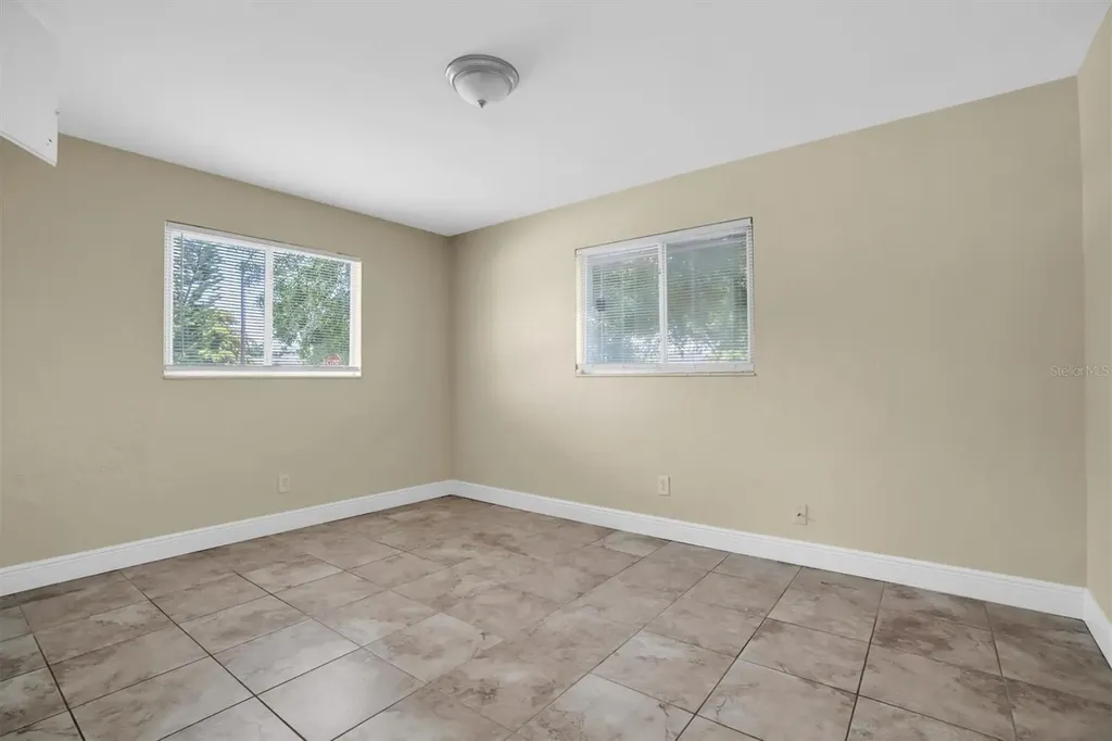 430 55th Street N St Petersburg FL 33710