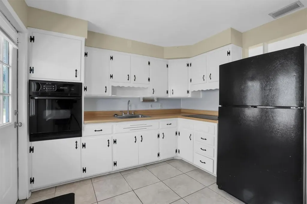 430 55th Street N St Petersburg FL 33710