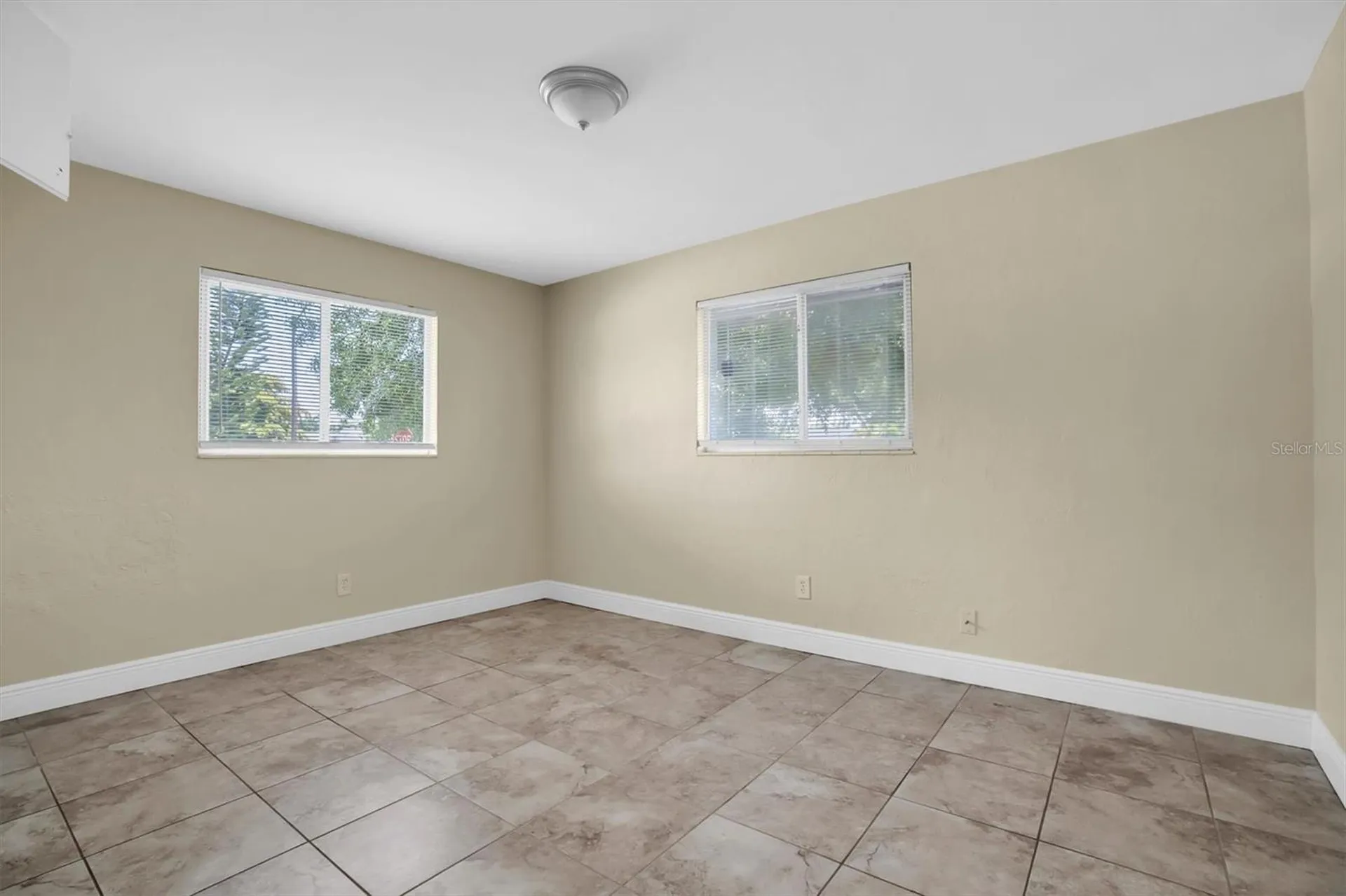 430 55th Street N St Petersburg FL 33710