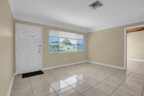 430 55th Street N St Petersburg FL 33710