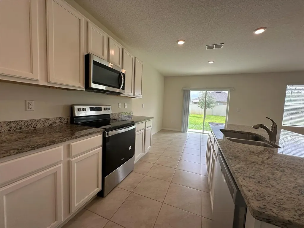 5740 Sunbonnet Way St Cloud FL 34771