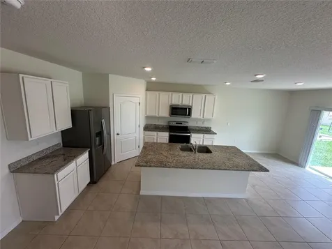 5740 Sunbonnet Way St Cloud FL 34771