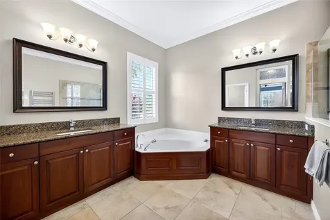 6215 46th Court E Bradenton FL 34203