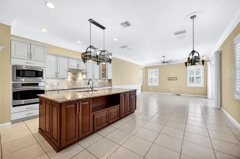 6215 46th Court E Bradenton FL 34203