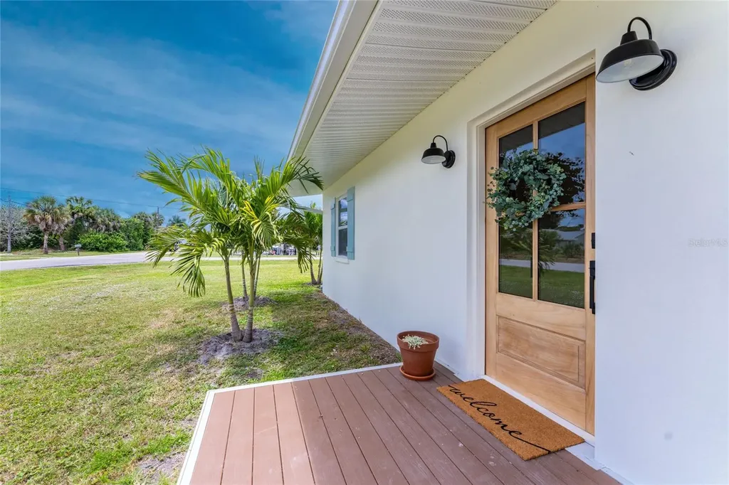 8153 Robert Street Englewood FL 34224