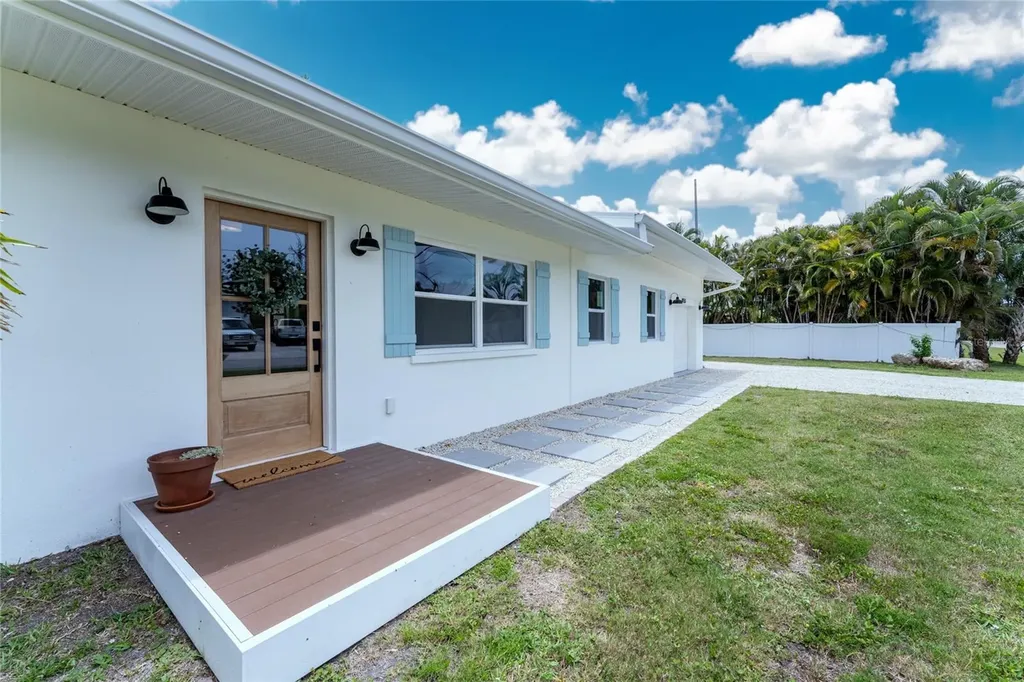 8153 Robert Street Englewood FL 34224