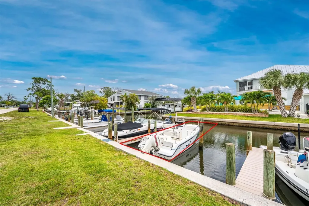 8153 Robert Street Englewood FL 34224