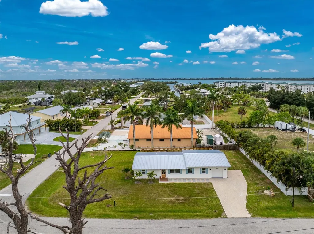 8153 Robert Street Englewood FL 34224