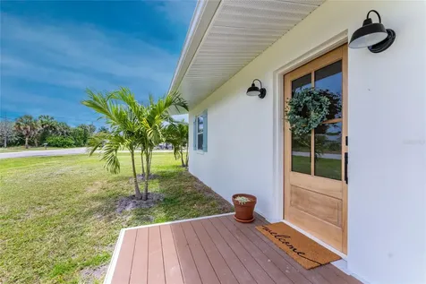 8153 Robert Street Englewood FL 34224