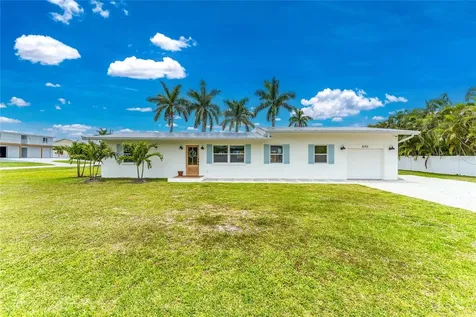 8153 Robert Street Englewood FL 34224