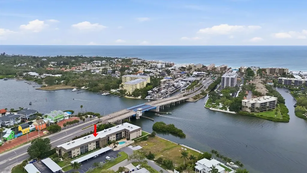 6470 Hollywood Boulevard Sarasota FL 34231