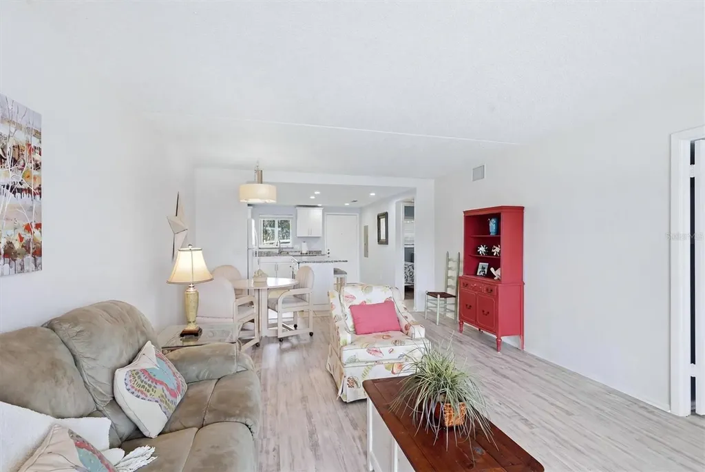 6470 Hollywood Boulevard Sarasota FL 34231
