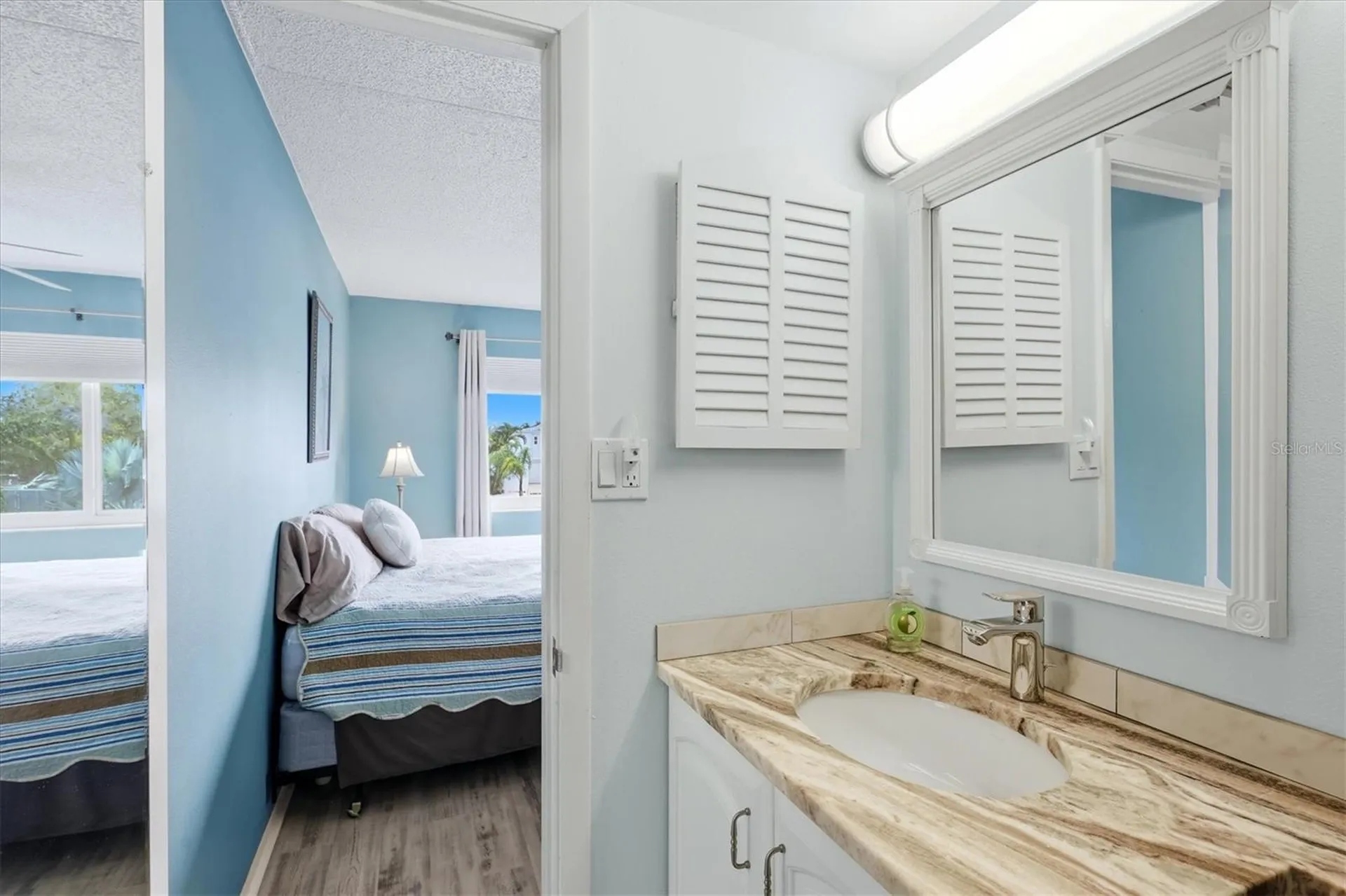 6470 Hollywood Boulevard Sarasota FL 34231