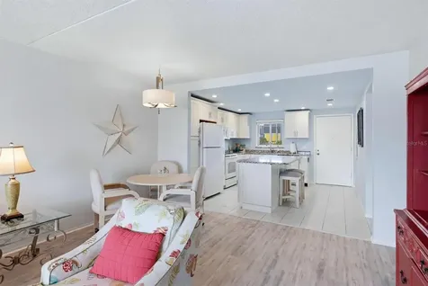 6470 Hollywood Boulevard Sarasota FL 34231