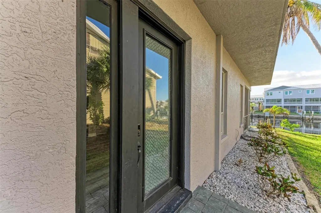 276 Lewis Circle Punta Gorda FL 33950