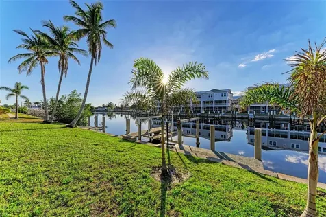 276 Lewis Circle Punta Gorda FL 33950