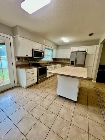 2609 E 98th Avenue Tampa FL 33612
