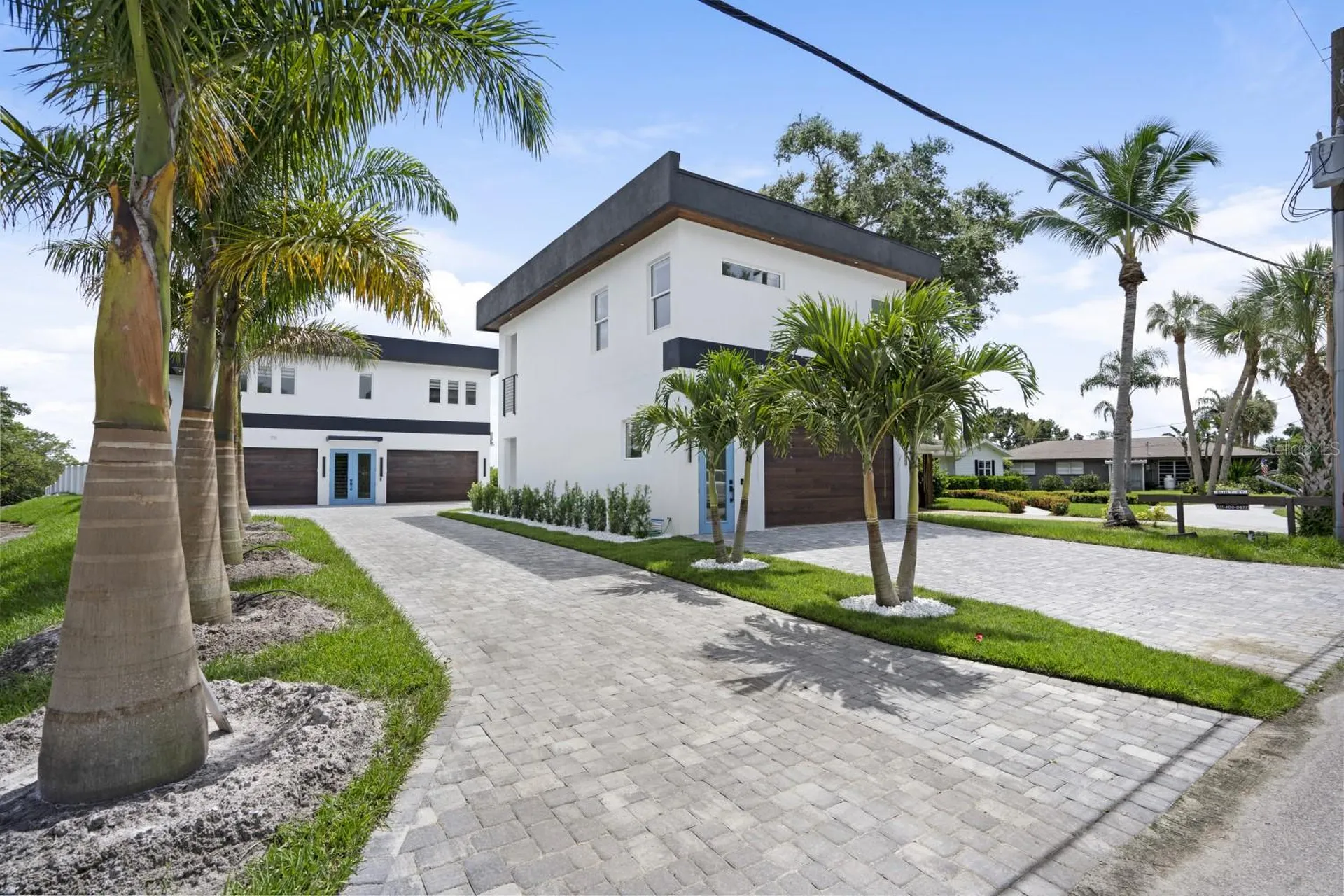 711 Tropical Drive Bradenton FL 34208