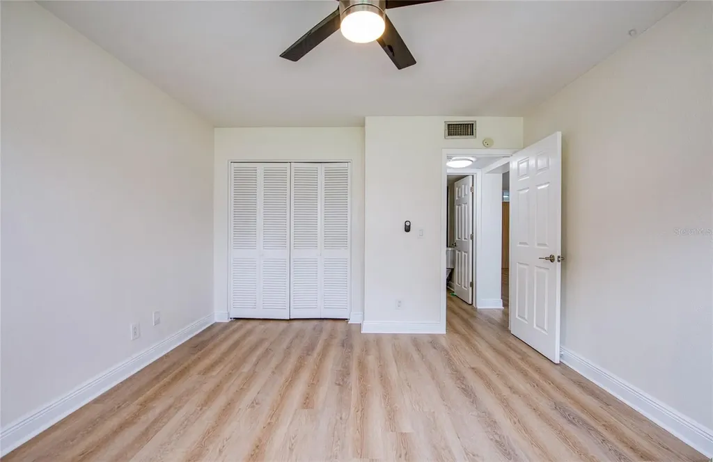 3717 S 46th Avenue S St Petersburg FL 33711