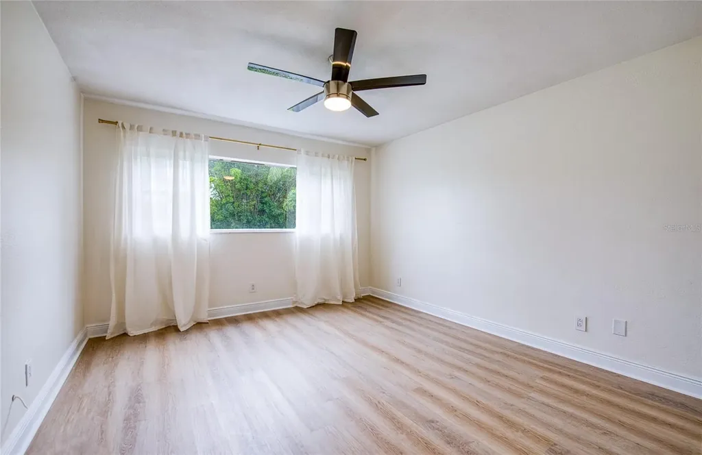 3717 S 46th Avenue S St Petersburg FL 33711