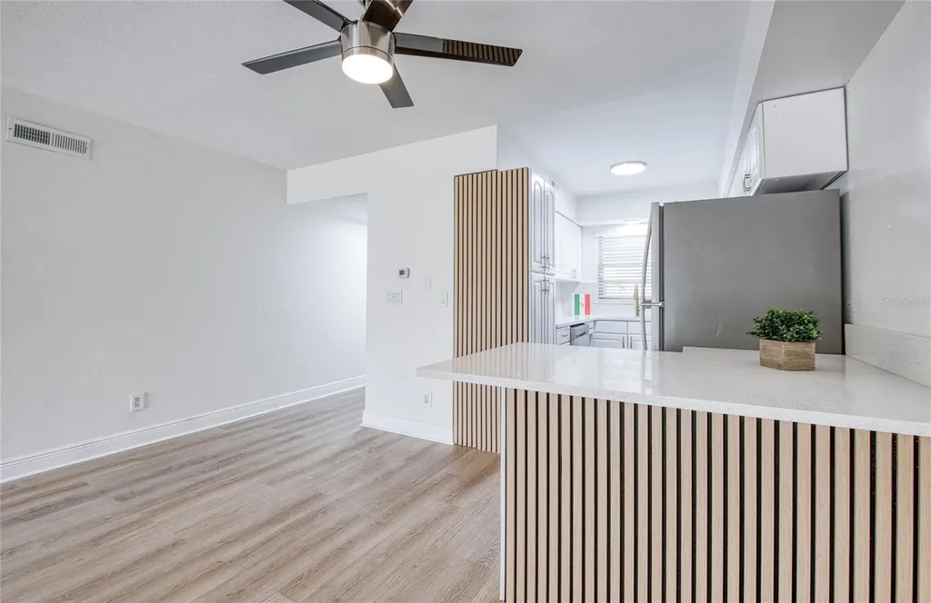 3717 S 46th Avenue S St Petersburg FL 33711