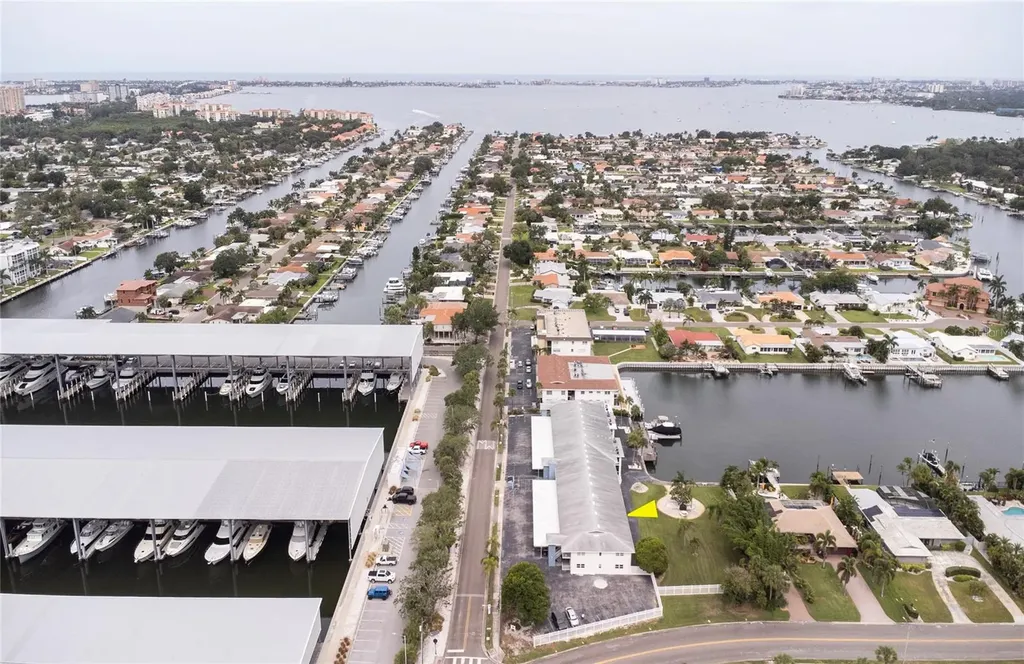 3717 S 46th Avenue S St Petersburg FL 33711