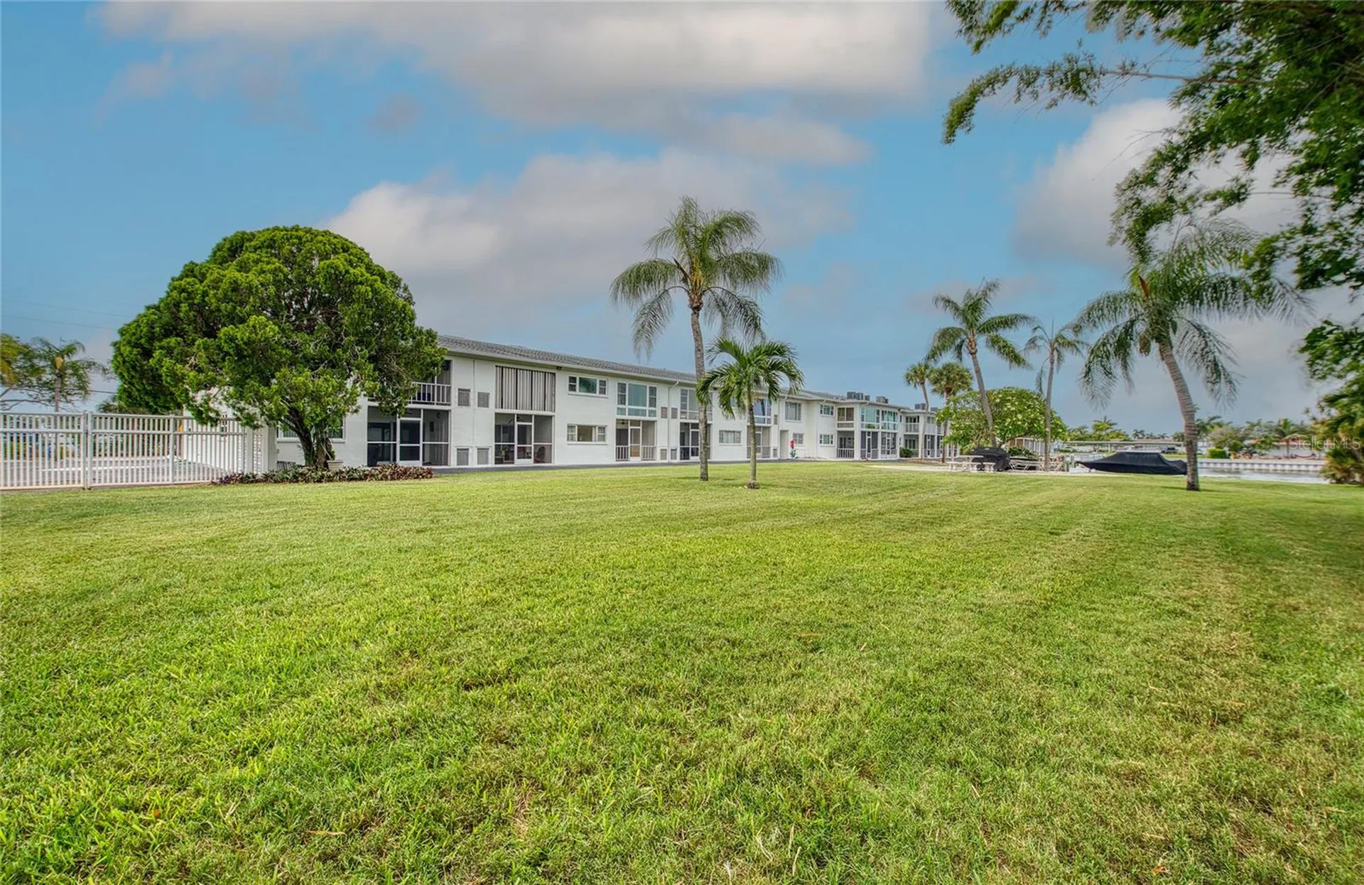 3717 S 46th Avenue S St Petersburg FL 33711
