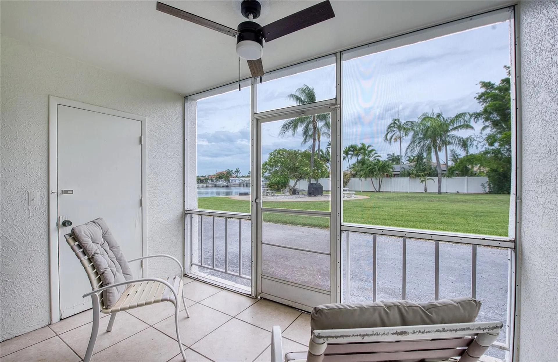 3717 S 46th Avenue S St Petersburg FL 33711