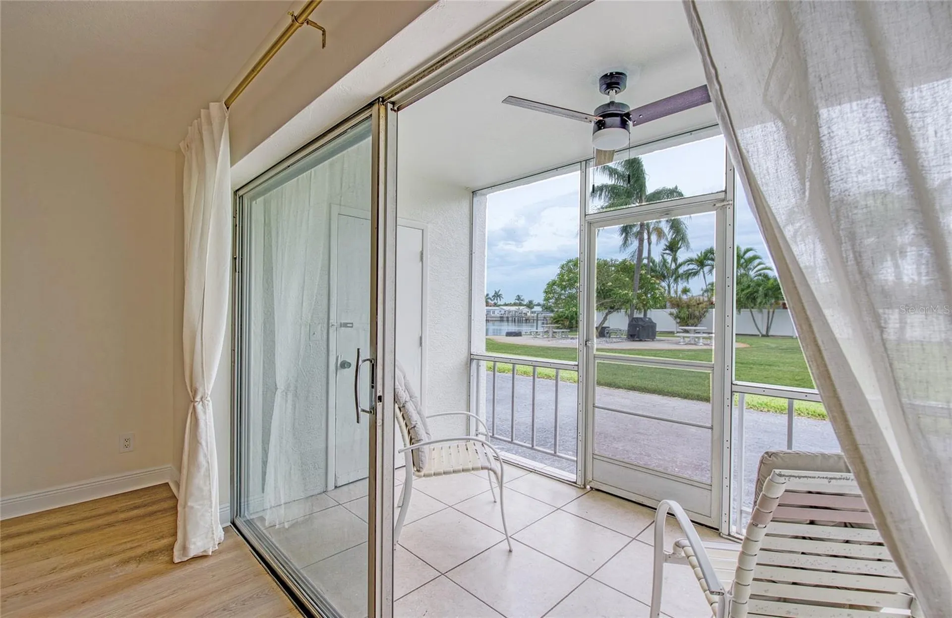 3717 S 46th Avenue S St Petersburg FL 33711