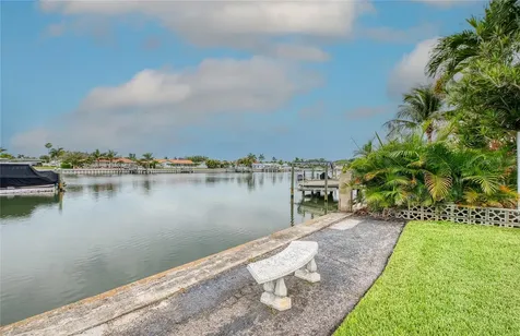 3717 S 46th Avenue S St Petersburg FL 33711
